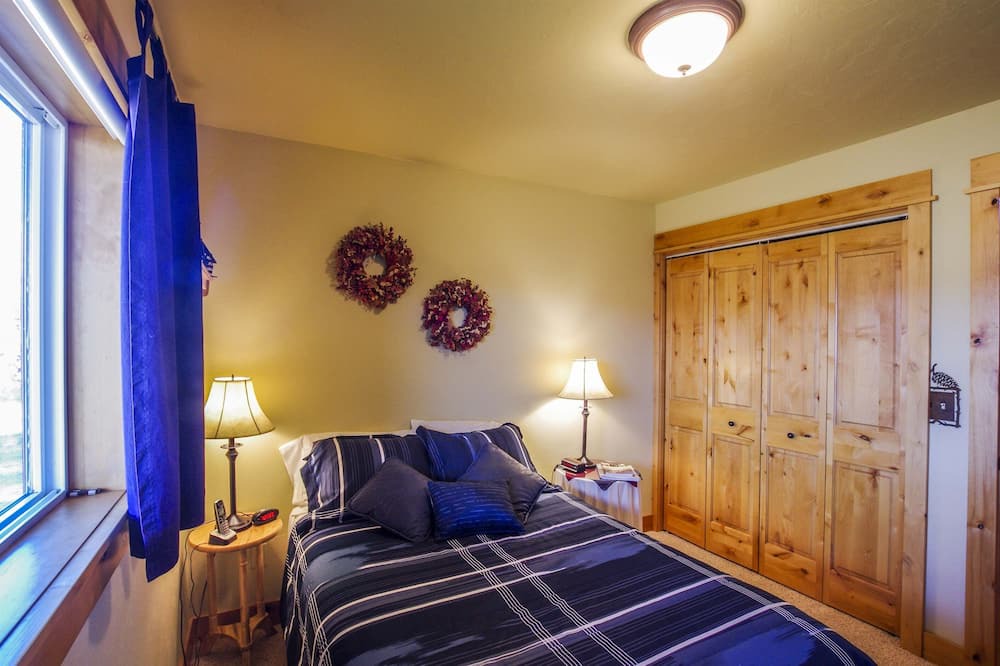 Photo of Bedroom in Alder