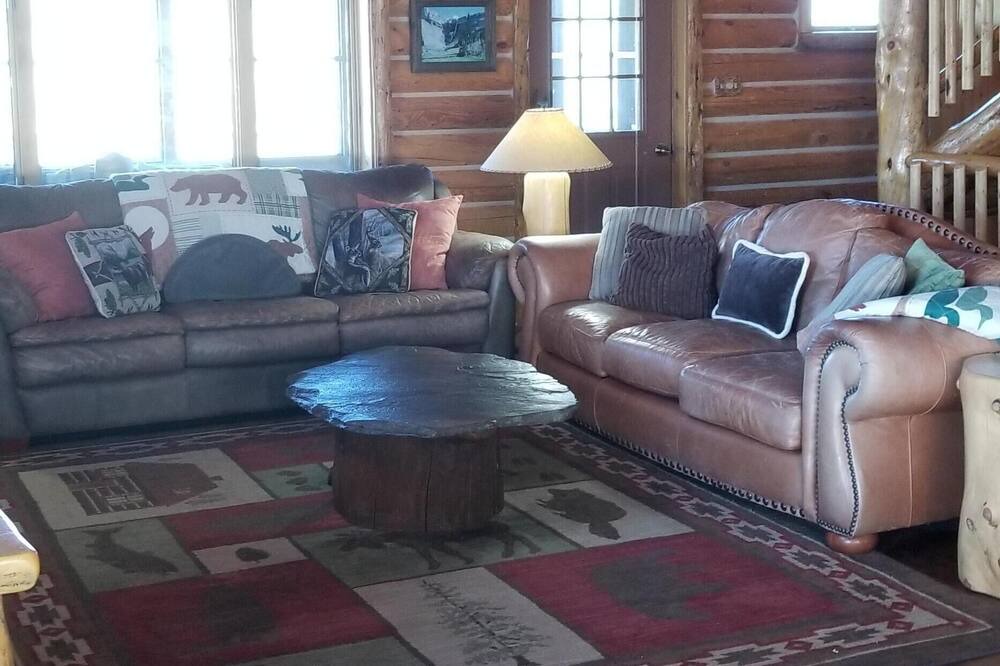 Photo of Livingroom in Cameron