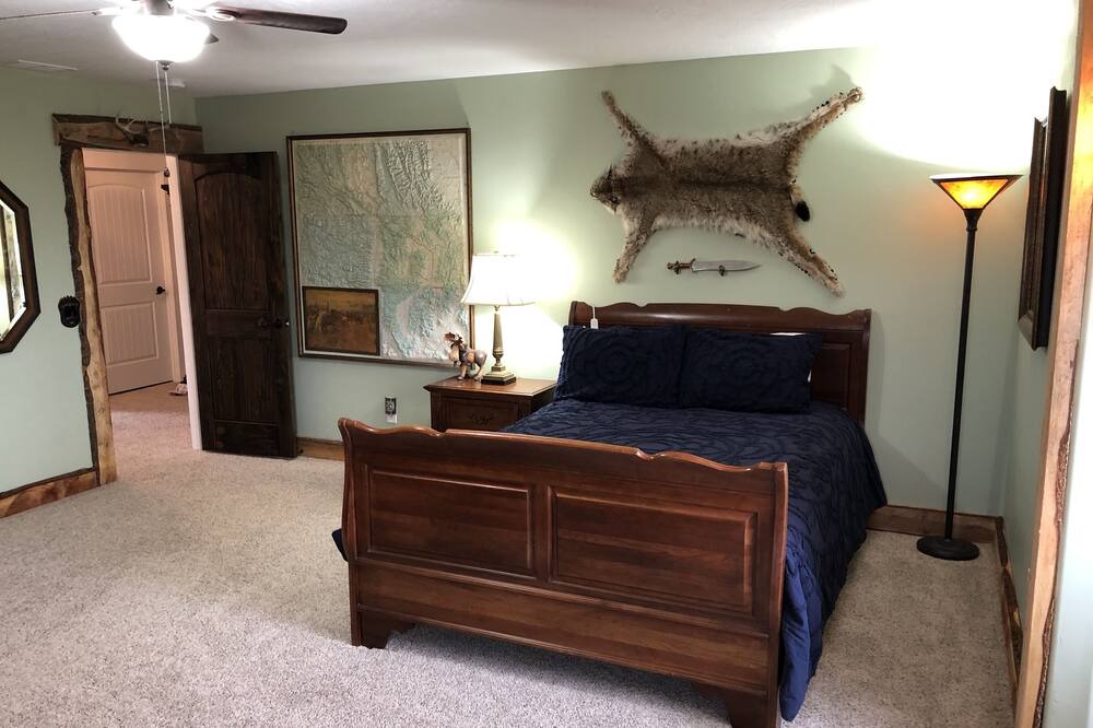 Photo of Bedroom in Missoula