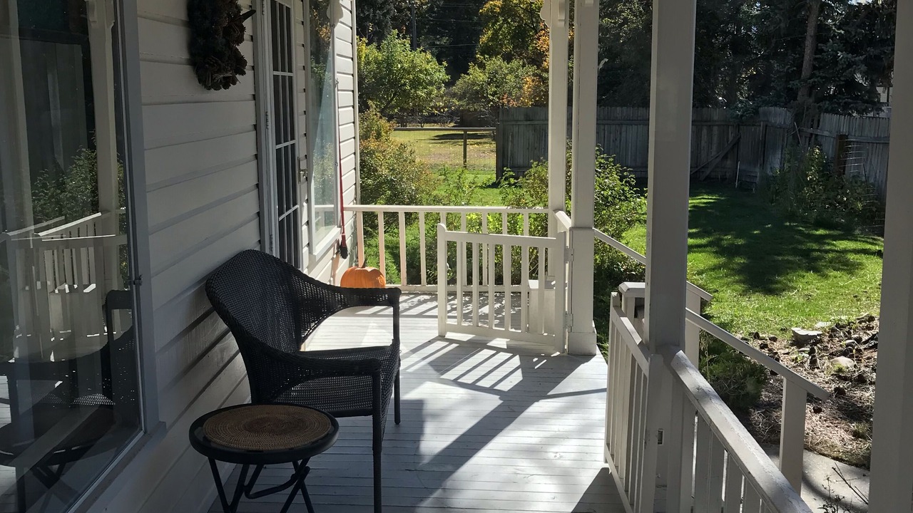 Photo of Patio Balcony in Upper Rattlesnake