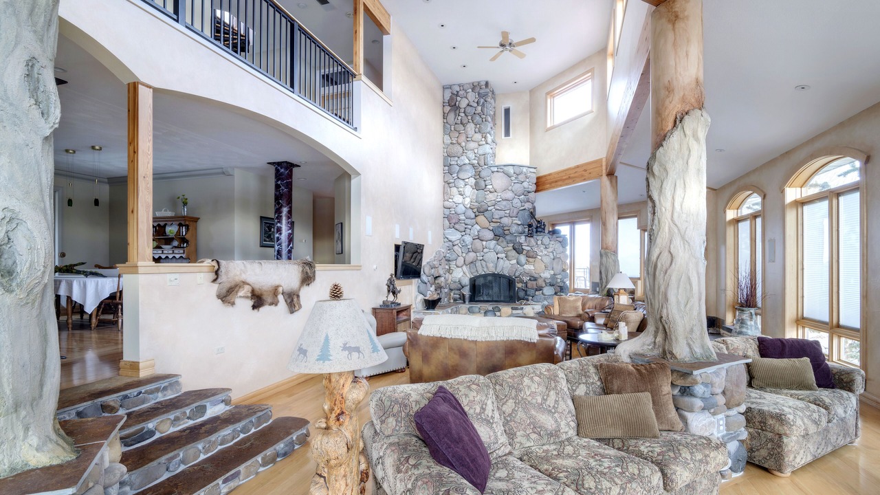Photo of Livingroom in Three Forks