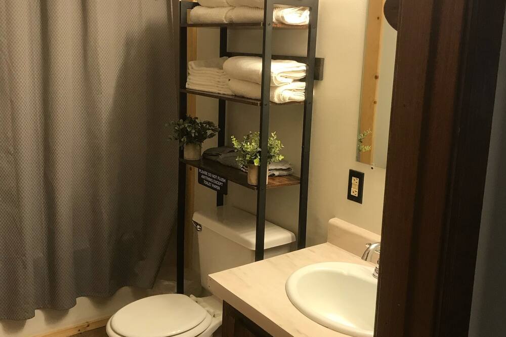 Photo of Bathroom in Babb