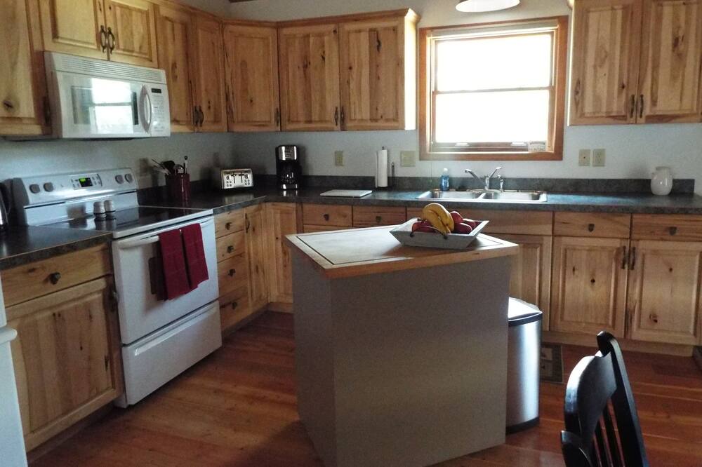 Photo of Kitchen in Trout Creek