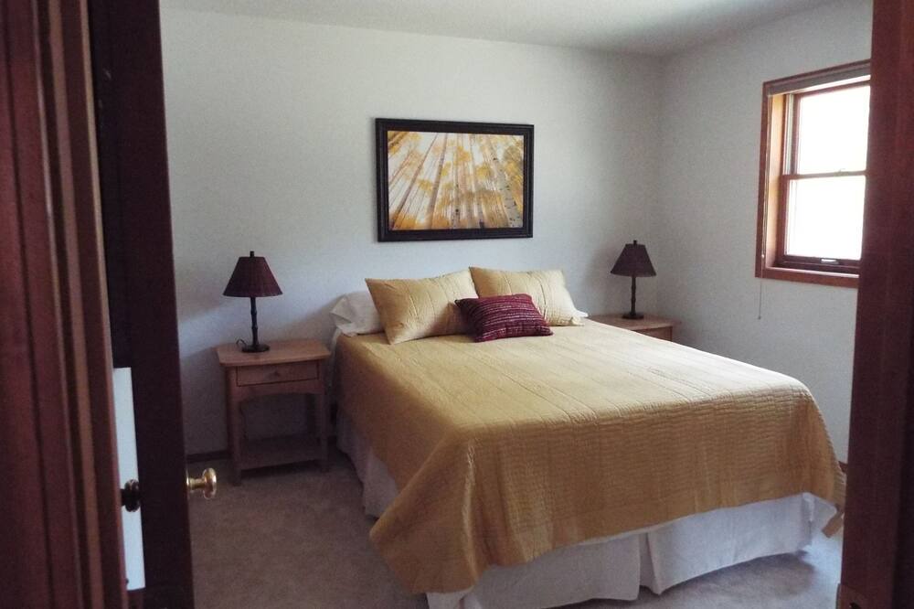 Photo of Bedroom in Trout Creek