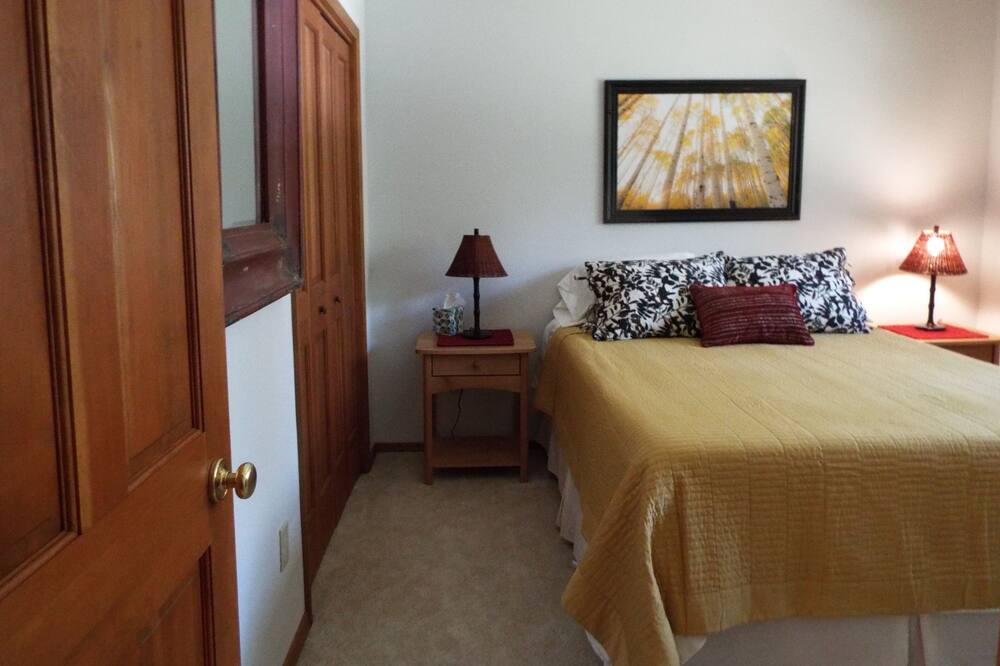 Photo of Bedroom in Trout Creek