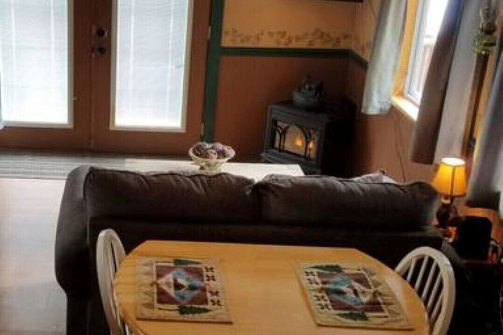 Photo of Livingroom in Helena