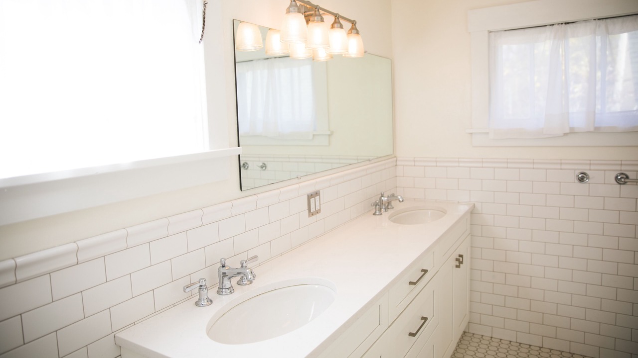 Photo of Bathroom in University District