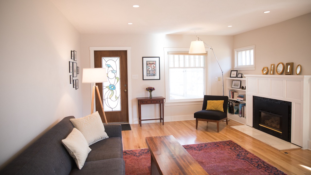 Photo of Livingroom in University District