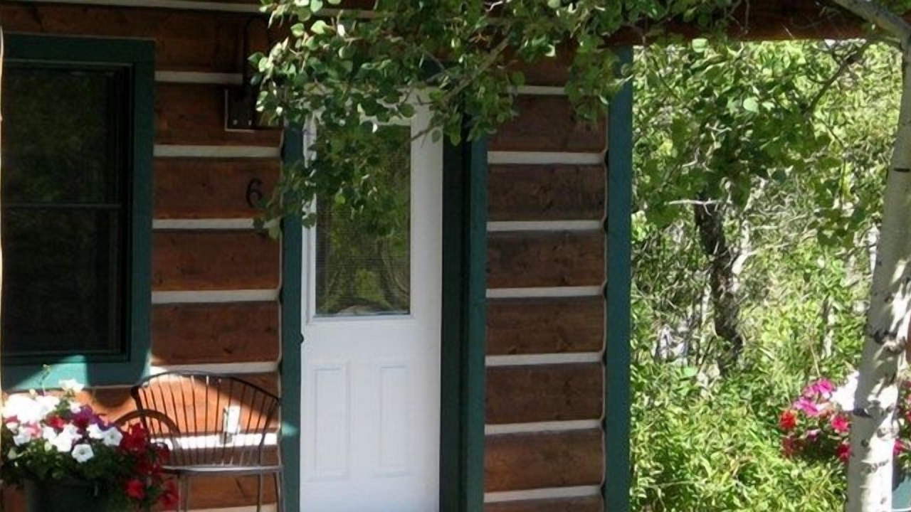 Photo of Outdoor in East Glacier Park Village
