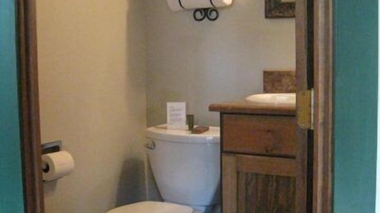 Photo of Bathroom in East Glacier Park Village
