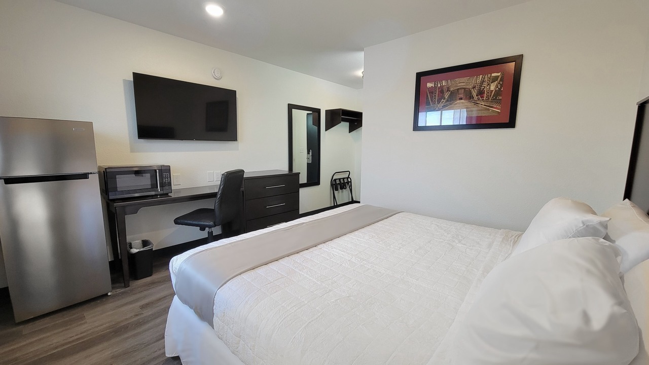Photo of Bedroom in Minot