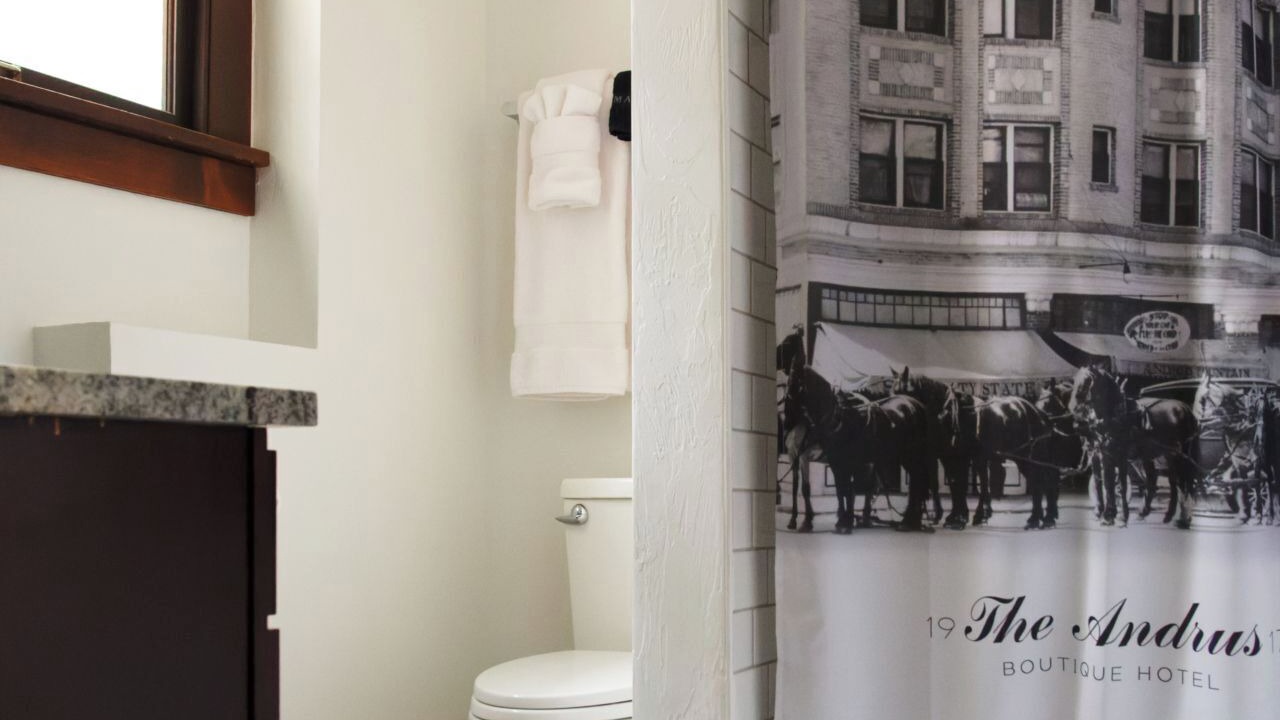 Photo of Bathroom in Dillon