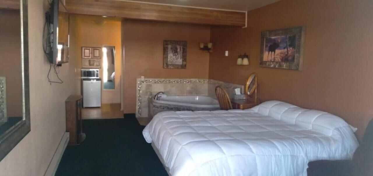 Photo of Bedroom in Browning