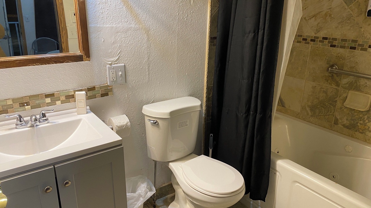 Photo of Bedroom in Browning