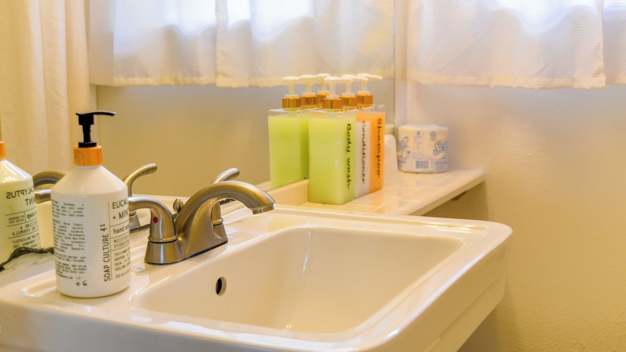 Photo of Bathroom in Plains