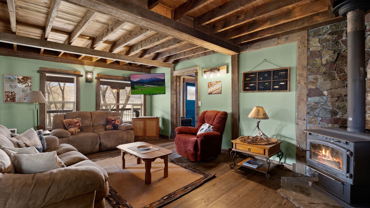 Photo of Livingroom in Eureka