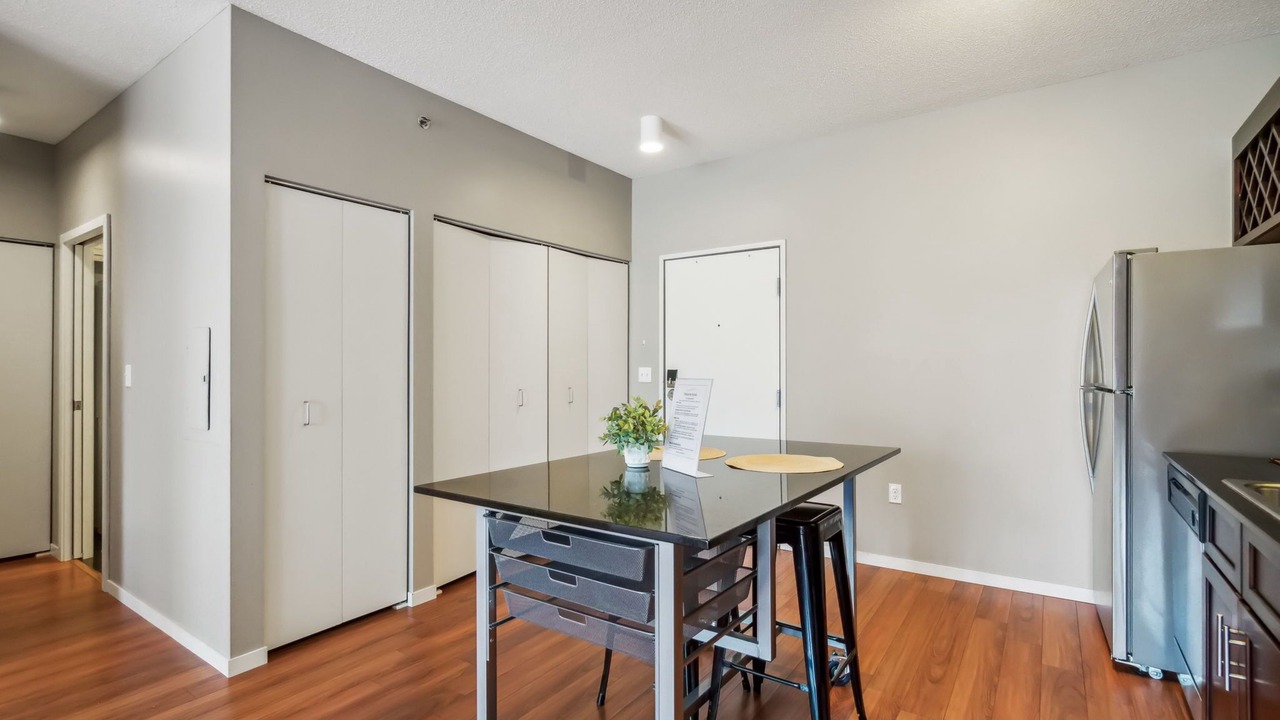 Photo of Bedroom in Mill District