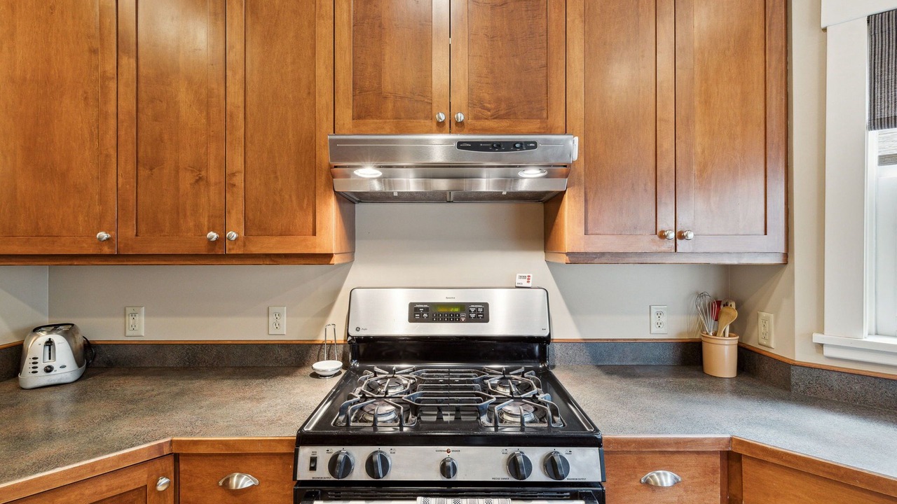 Photo of Kitchen in Lower Rattlesnake
