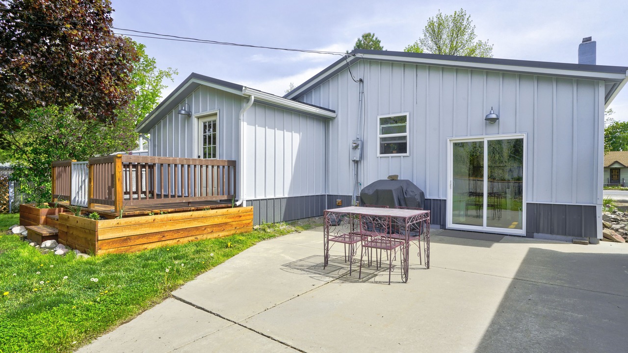Photo of Patio Balcony in Franklin to the Fort