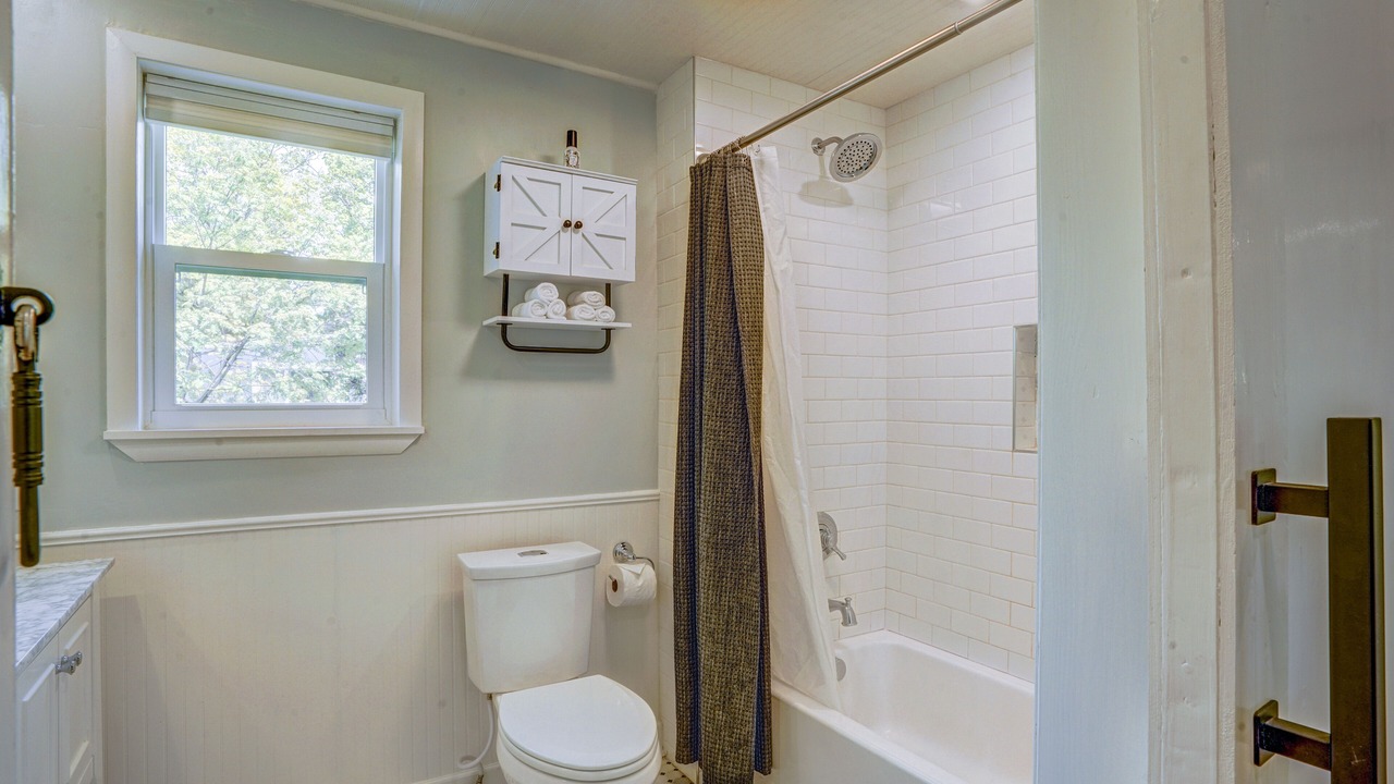 Photo of Others in Franklin to the Fort