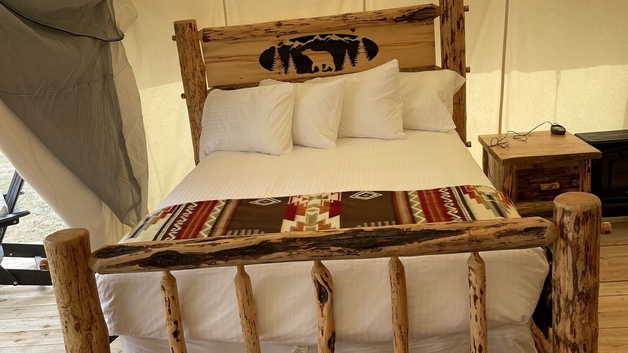 Photo of Others in Pray