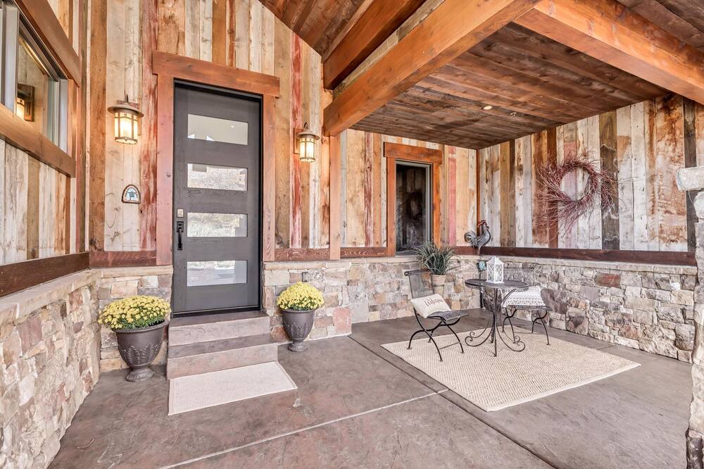 Photo of Patio Balcony in Stagecoach Estates