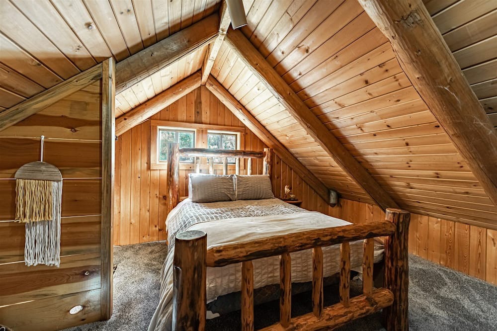 Photo of Bedroom in Superior