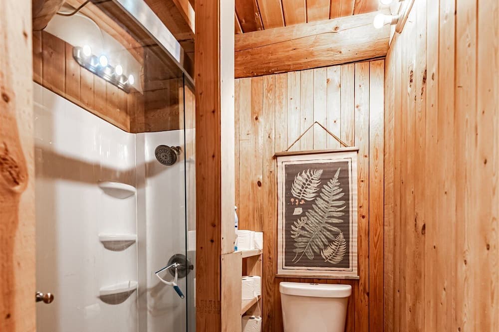 Photo of Bathroom in Superior
