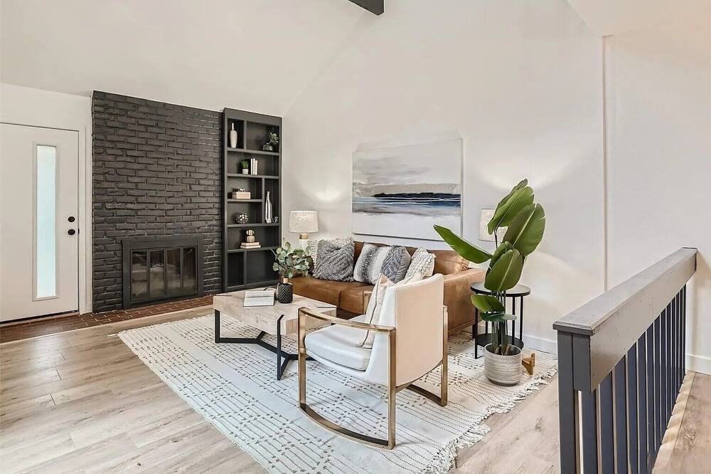 Photo of Livingroom in Ken Caryl Ranch Plains