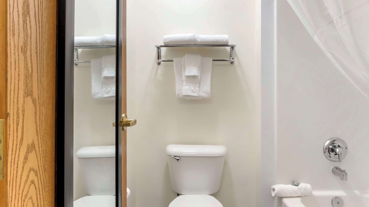 Photo of Bathroom in Laurel