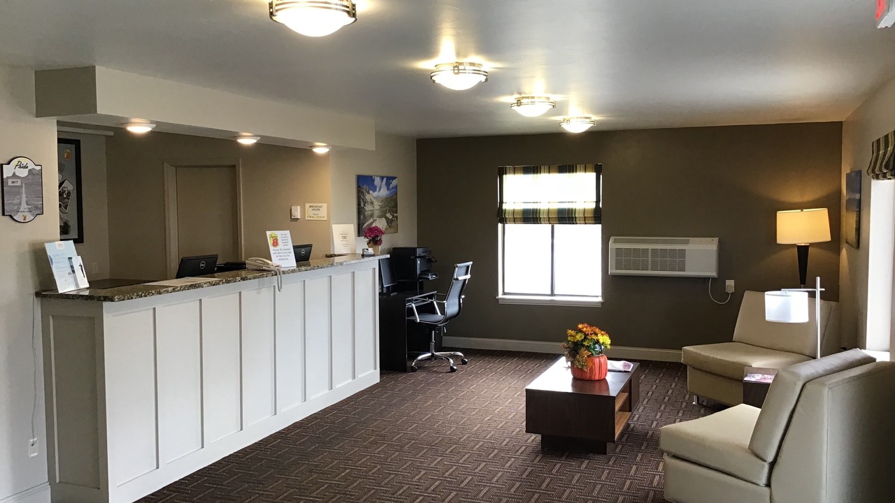 Photo of Livingroom in Dillon