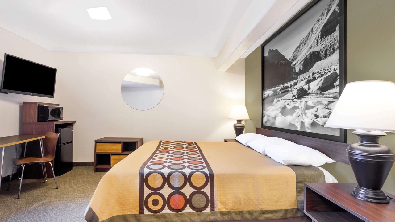 Photo of Bedroom in Livingston
