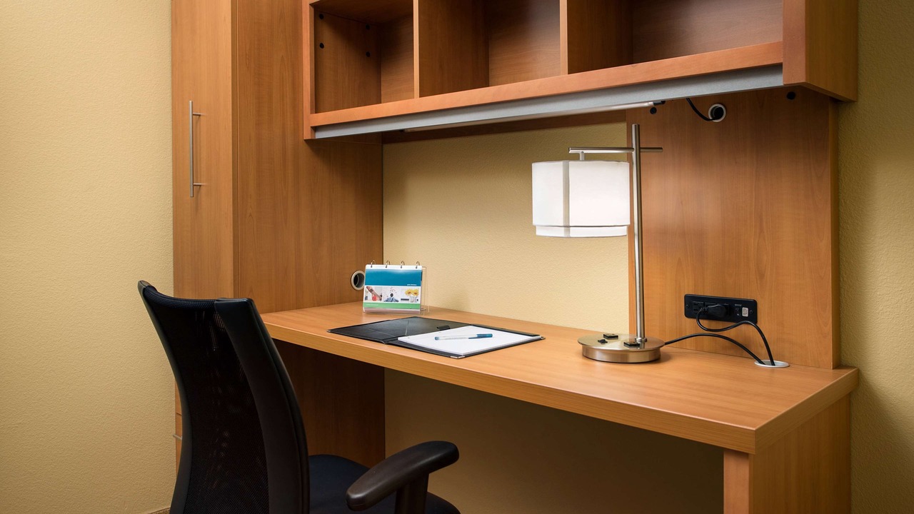Photo of Bedroom in Shea Business Park