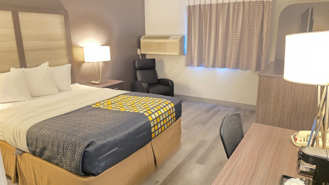 Photo of Bedroom in Southgate Triangle