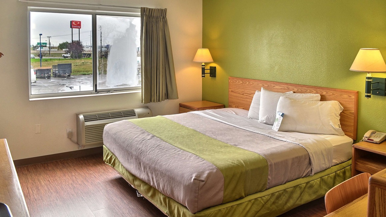 Photo of Bedroom in Billings