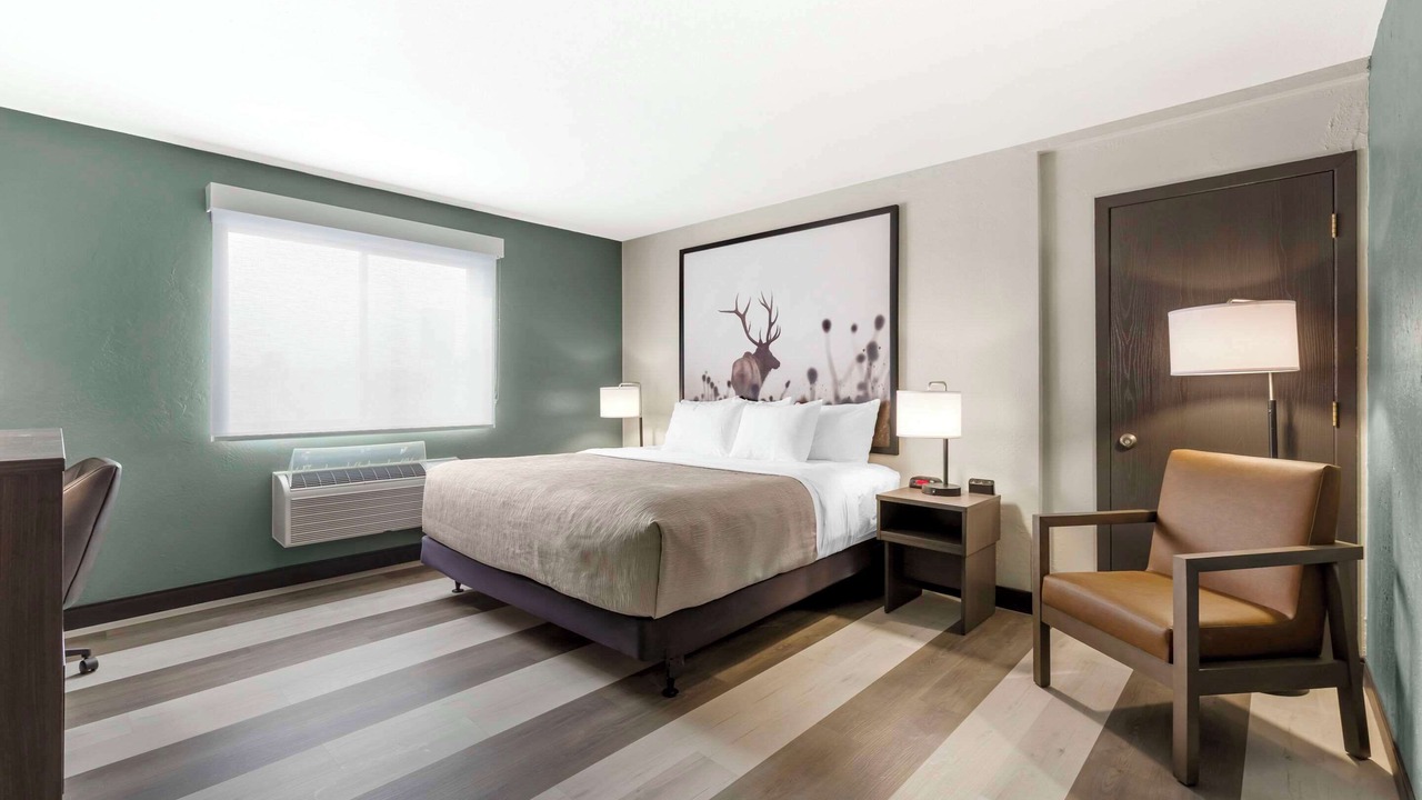 Photo of Bedroom in Dillon