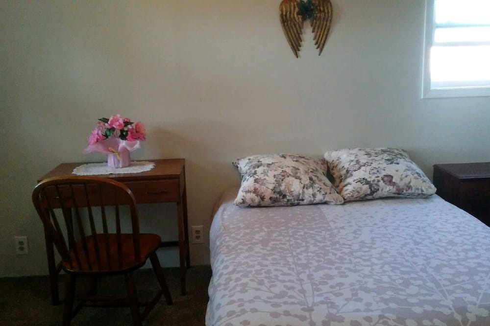 Photo of Bedroom in Plentywood