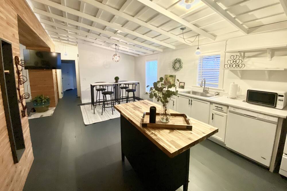 Photo of Kitchen in Benton City