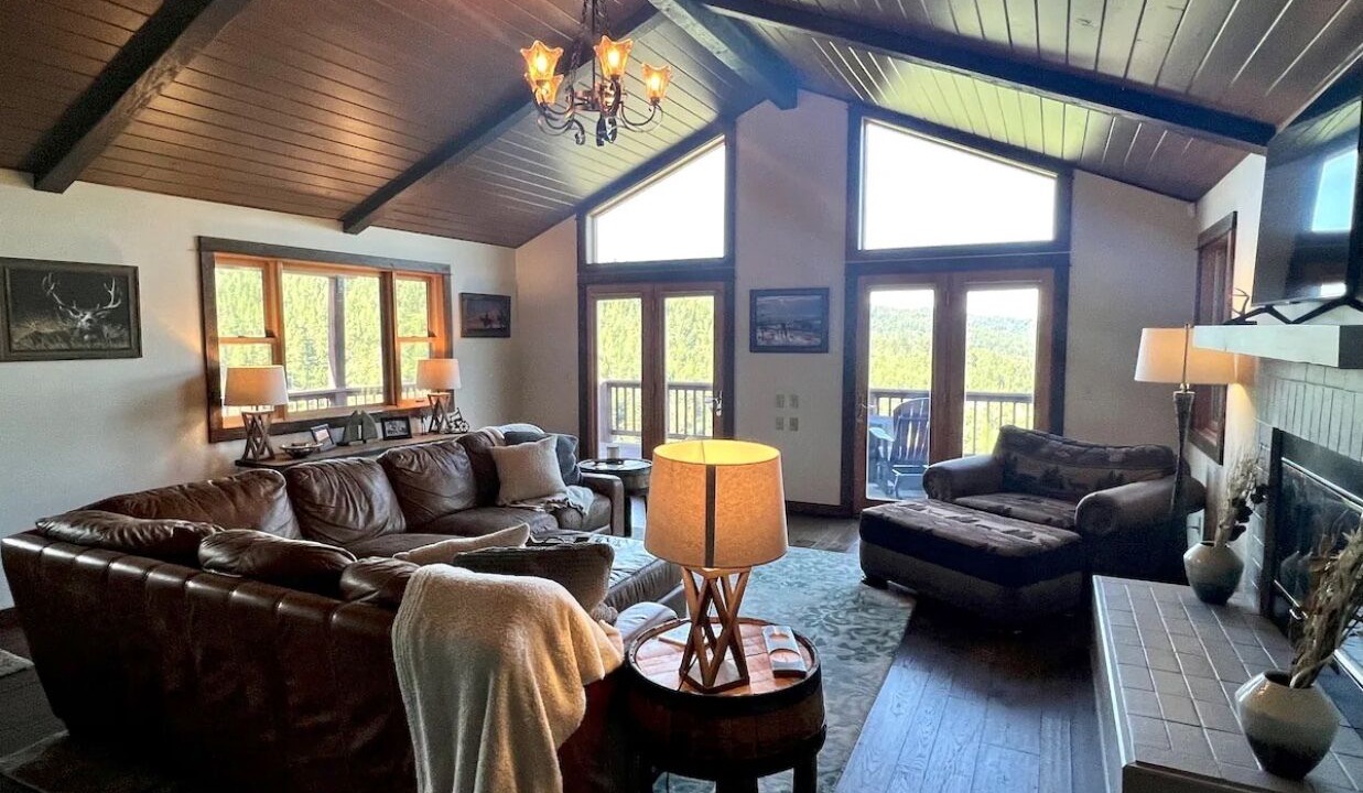 Photo of Livingroom in Bozeman