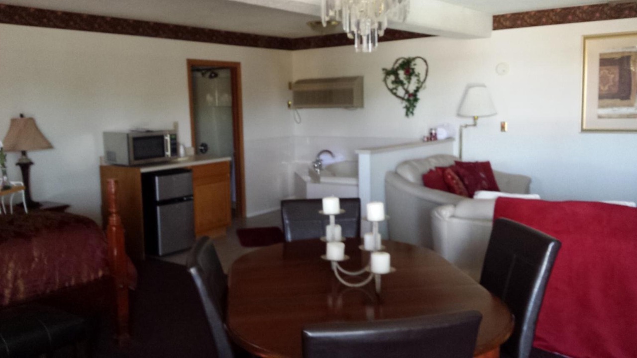 Photo of Livingroom in Huron