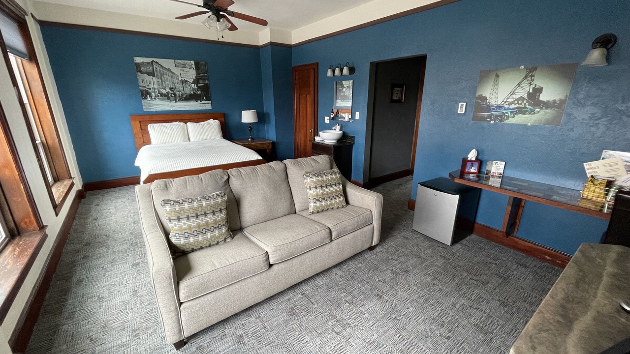 Photo of Livingroom in Butte