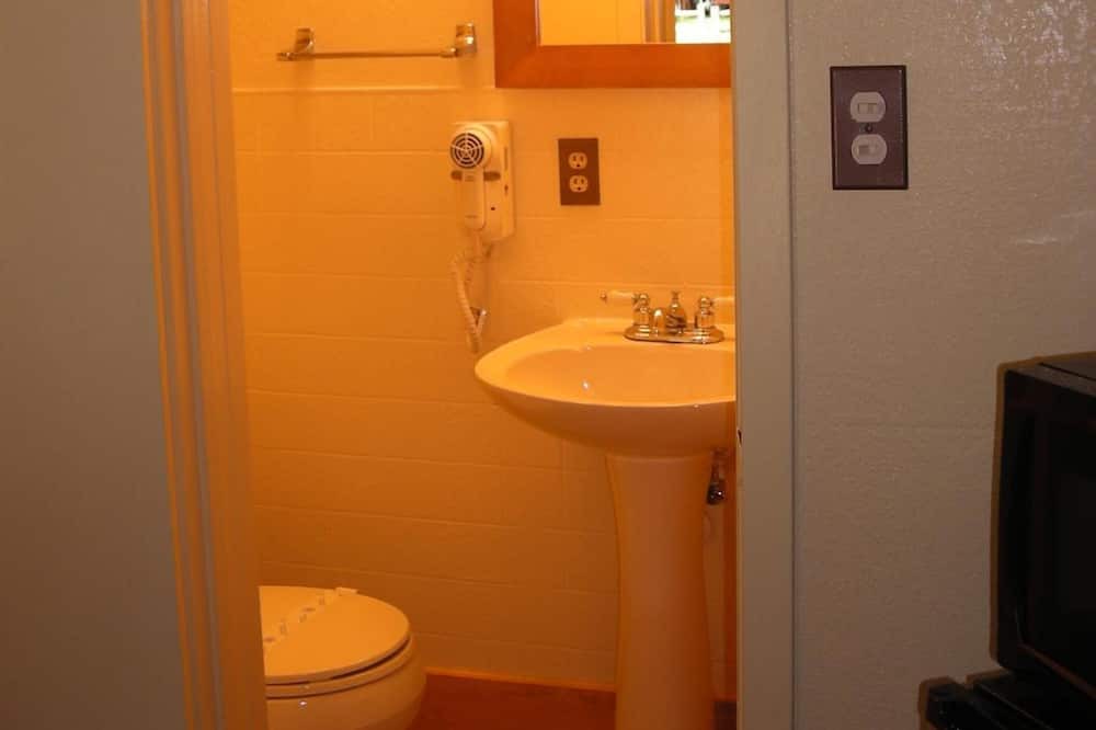 Photo of Bathroom in Thompson Falls