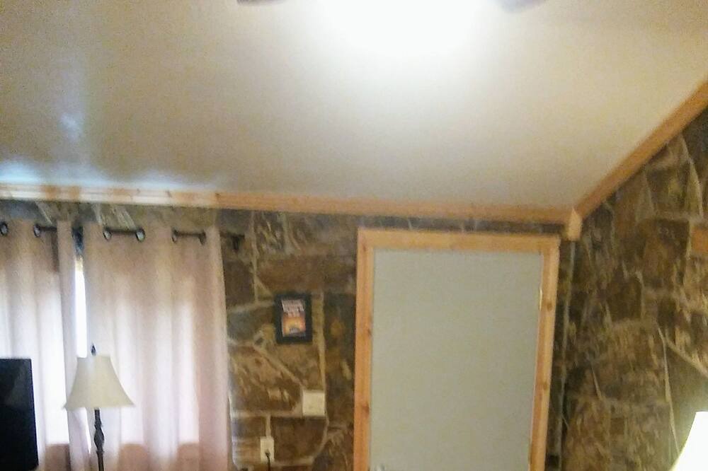 Photo of Bedroom in Thompson Falls