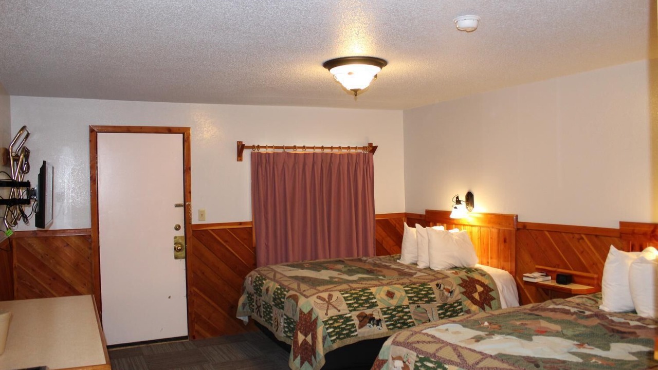 Photo of Bedroom in Cooke City-Silver Gate