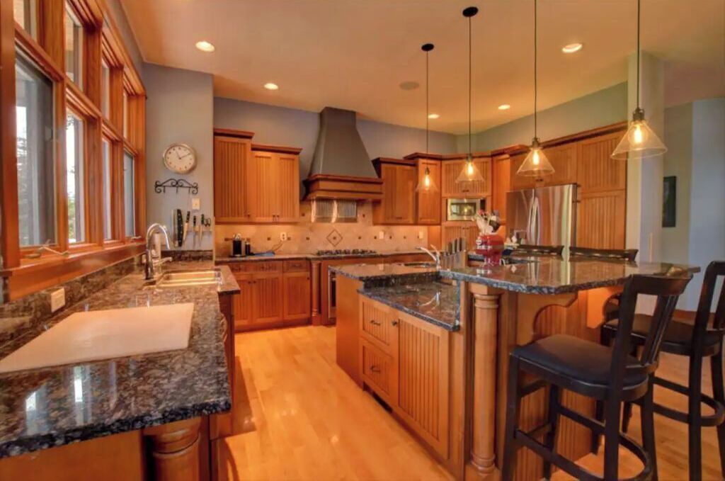 Photo of Kitchen in Farviews - Pattee Canyon