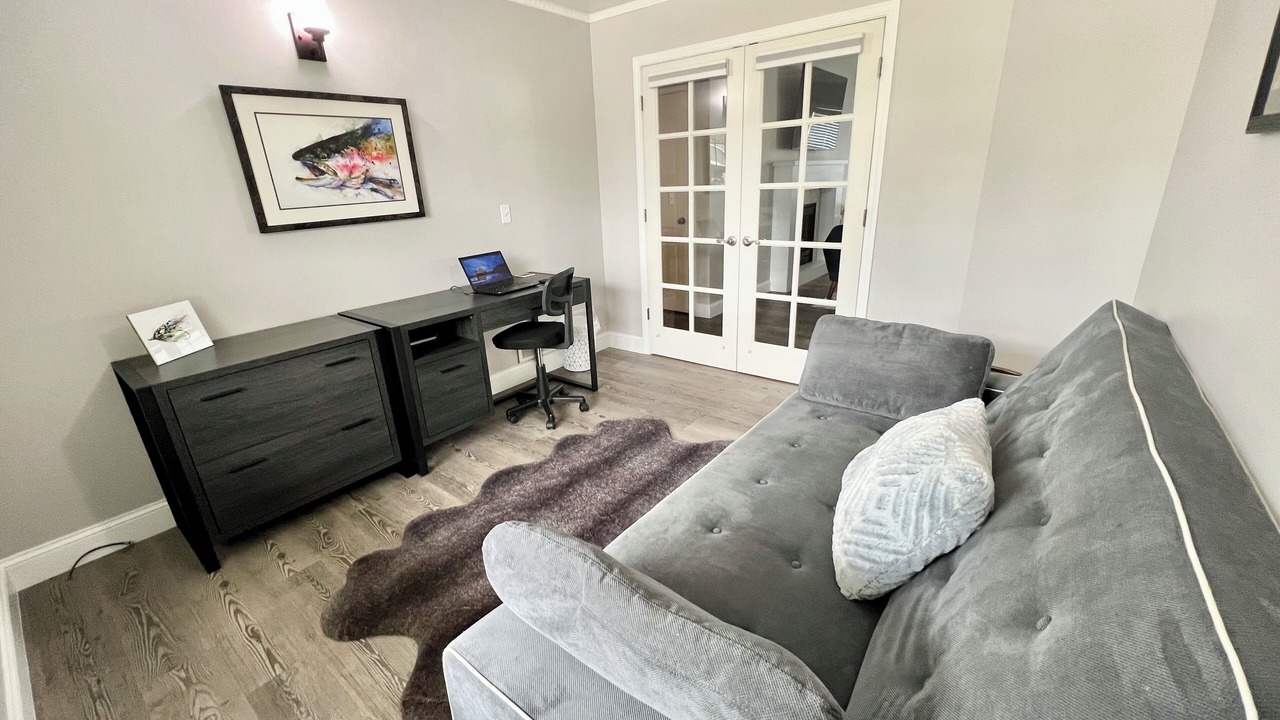 Photo of Livingroom in Bozeman