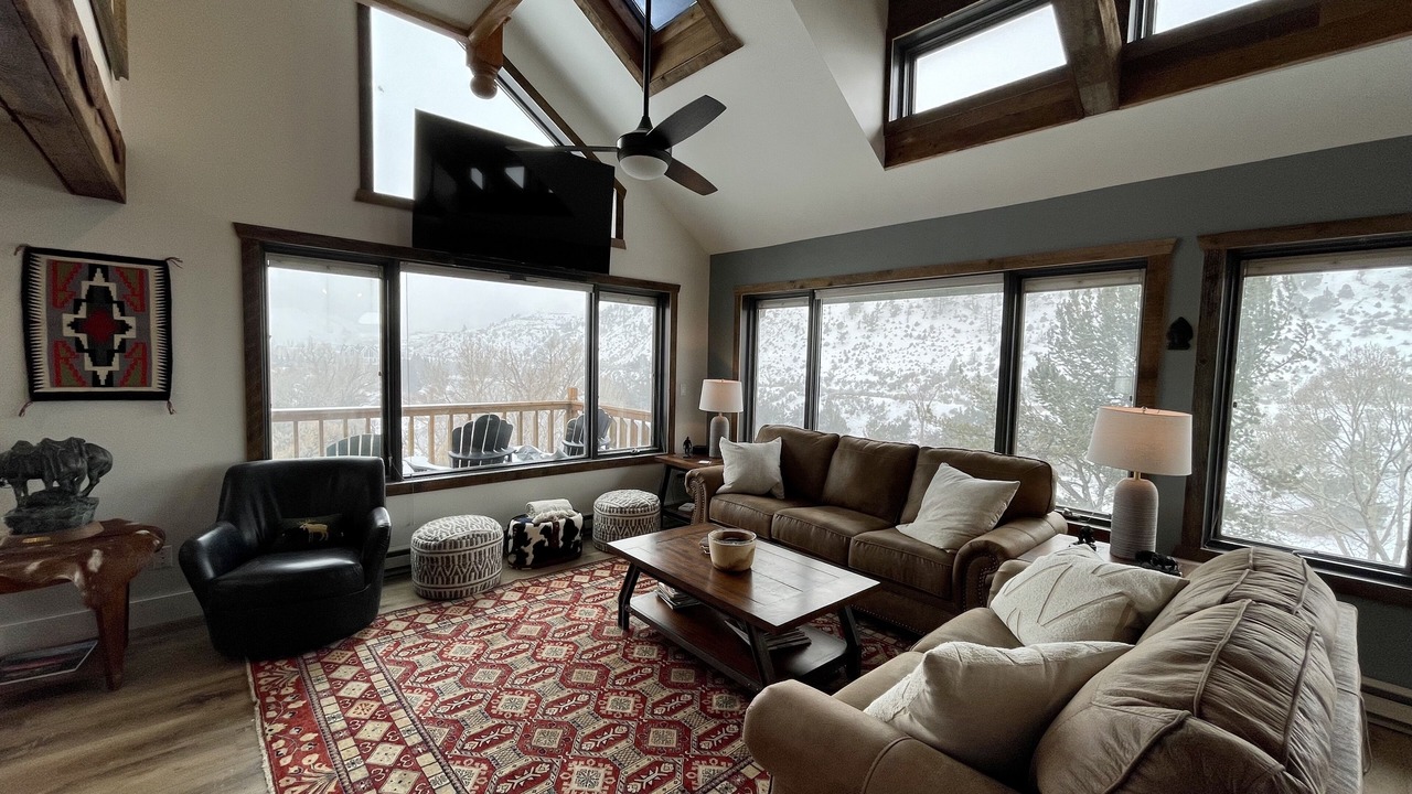 Photo of Livingroom in Gardiner
