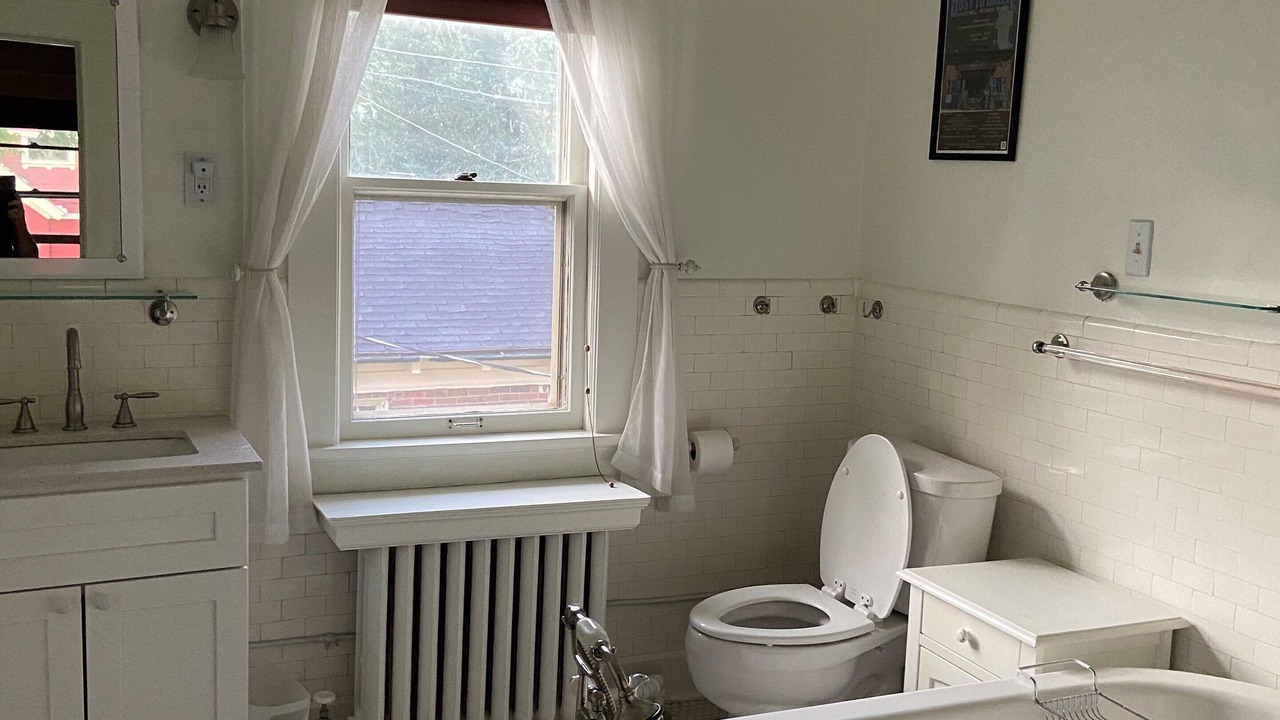 Photo of Bathroom in Butte