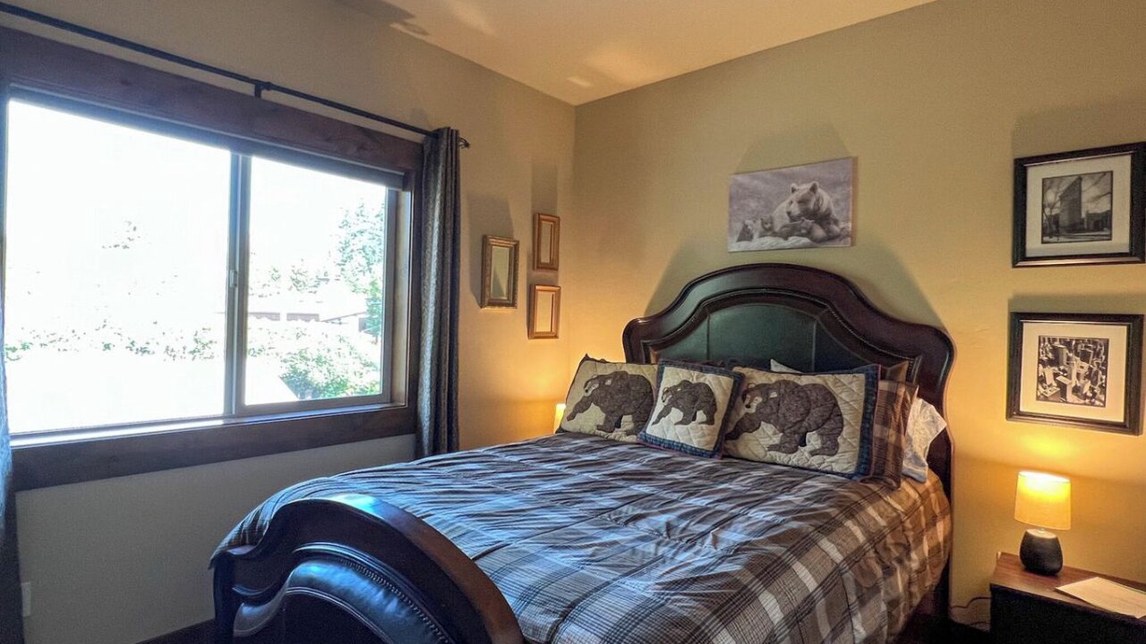 Photo of Bedroom in Bigfork