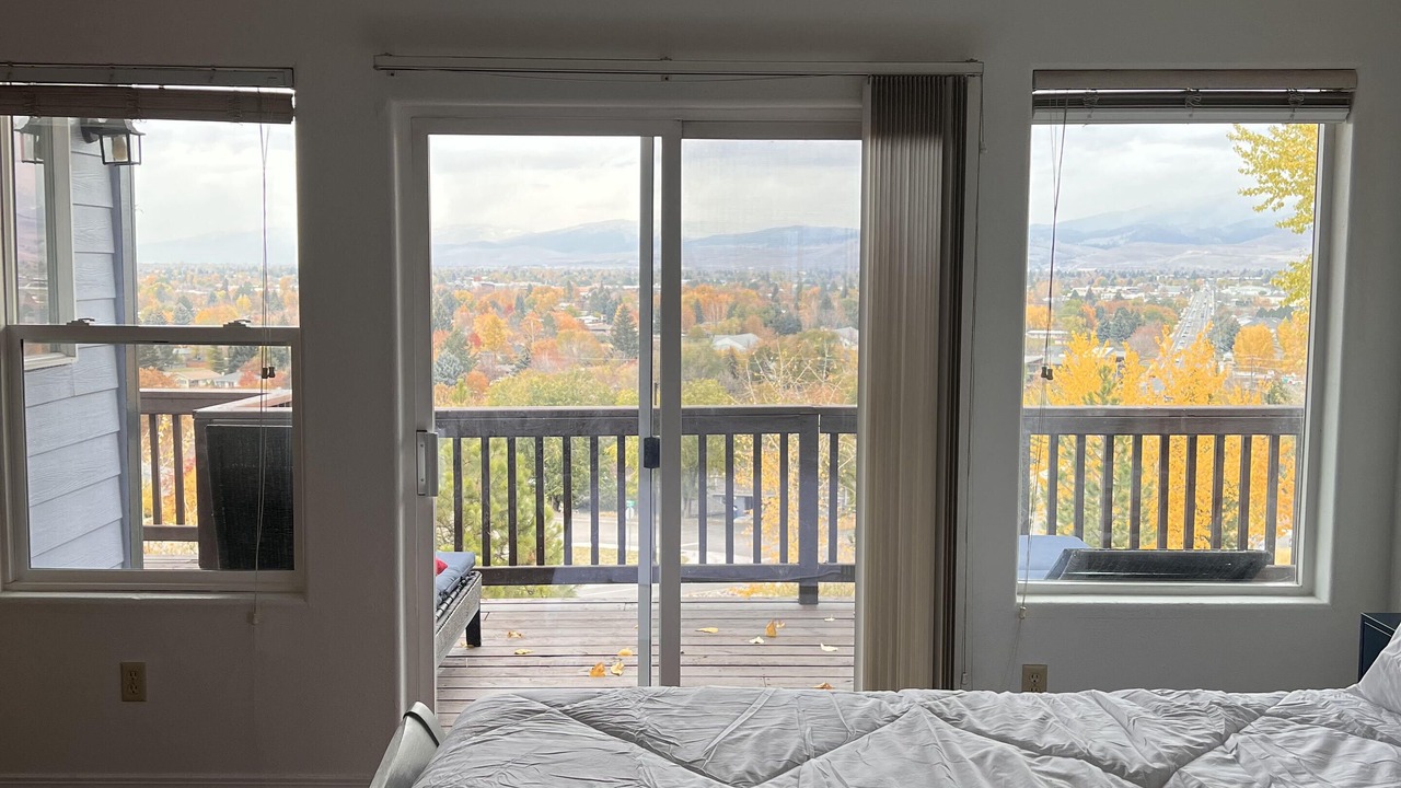 Photo of Bedroom in Farviews - Pattee Canyon